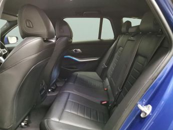 BMW 3 Series 330e M Sport Step [Pro Pack] - PARK ASSIST - HEATED SEATS