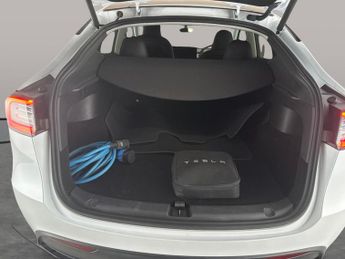 Tesla Model Y SUV RWD (346 ps) KEYLESS ENTRY - REV CAM - LED LIGHTS - NAV
