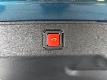 Fiat 600 1.2 MHEV La Prima e-DCT (100 ps) - CARPLAY - ACTIVE LANE ASSIST 