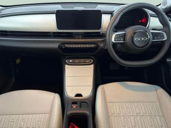 Fiat 600 1.2 MHEV La Prima e-DCT (100 ps) - CARPLAY - ACTIVE LANE ASSIST 