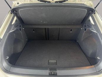 Volkswagen T-Roc 1.5 TSI Life DSG (150 ps) - ACTIVE LANE ASSIST - PARK ASSIST - L