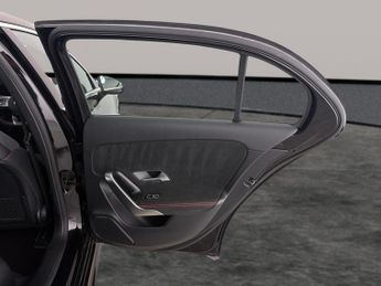 Mercedes-Benz A Class 1.3 A200 AMG Line 7G-DCT (163 ps) - HEATED LEATHER - COMFORT PAC