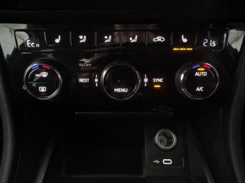 Skoda Superb 1.4 TSI iV 13kWh SportLine Plus Plug-in DSG (218 ps) - ADAPTIVE 