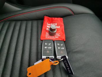 Land Rover Discovery Sport 1.5 P300e 12.2kWh Urban Edition Plug-in 4WD (309 ps) - CARPLAY
