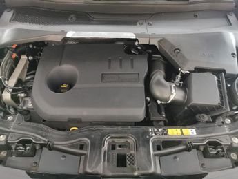 Land Rover Discovery Sport 1.5 P300e 12.2kWh Urban Edition Plug-in 4WD (309 ps) - CARPLAY