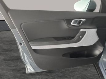 Polestar Polestar 2 Single Motor 69kWh Standard Range Fastback FWD (231 ps) - CARPLA