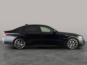BMW 5 Series 2.0 530e 12kWh M Sport Plug-in Steptronic (292 ps) - SUN PROTECT