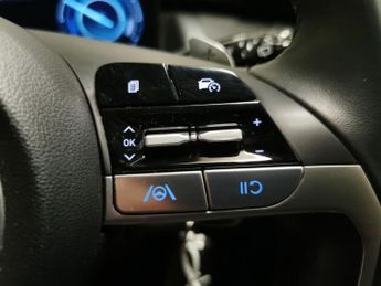 Hyundai Tucson 1.6 h T-GDi SE Connect (230 ps) - CRUISE - 17IN ALLOYS - CLIMATE