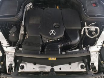 Mercedes-Benz GLC 2.0 GLC300d AMG Line (Premium) G-Tronic+ 4MATIC (245 ps) - HEATE
