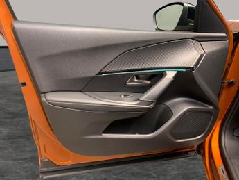 Peugeot E-2008 50kWh GT (7kW Charger) (136 ps) - BLIND SPOT ASSIST - LANE DEPAR