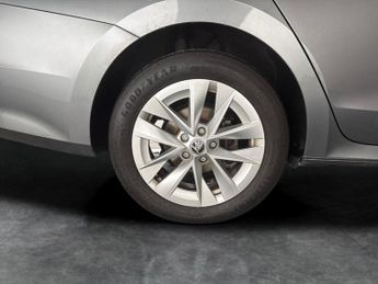 Skoda Octavia 1.4 TSI iV 13kWh SE L Plug-in DSG (204 ps) - SMARTLINK - HEATED 