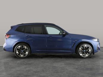 BMW iX3 80kWh M Sport Pro (286 ps) - HUD - BMW LASERLIGHTS - ADAPT CRUIS