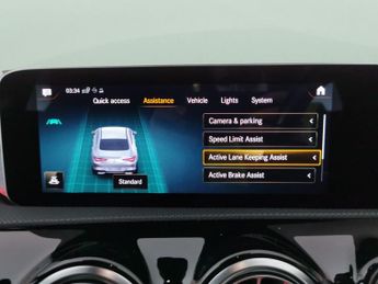 Mercedes-Benz CLA 1.3 CLA180 AMG Line (Premium 2) Coupe 7G-DCT (136 ps) - LED - NA