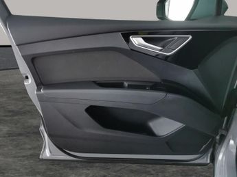 Audi Q4 E-tron 35 Sport 55kWh (170 ps) - CARPLAY - LED - HEATED SEATS