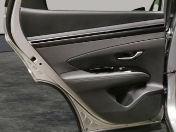 Hyundai Tucson 1.6 h T-GDi SE Connect (230 ps) - CRUISE - 17IN ALLOYS - CLIMATE