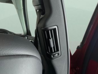 Volvo XC60 2.0h T6 Recharge 18.8kWh Plus Plug-in AWD (350 ps) - KEYLESS ENT