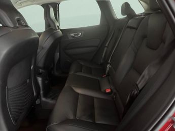 Volvo XC60 2.0h T6 Recharge 18.8kWh Plus Plug-in AWD (350 ps) - KEYLESS ENT