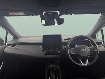 Toyota Corolla 1.8 VVT-h Design Touring Sports CVT (140 ps) - REVERSE CAM - NAV