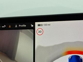 Tesla Model Y SUV RWD (346 ps) - HEATED STEERING - WIFI - BLIND SPOT ASSIST