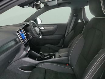 Volvo XC40 Recharge Twin 82kWh Ultimate AWD (408 ps) - CARPLAY - HK AUDIO
