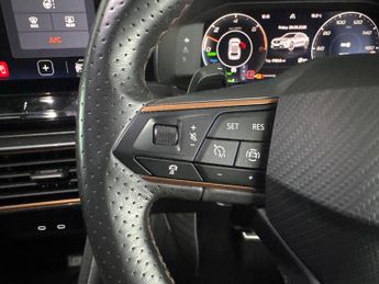Cupra Formentor 1.4 eHybrid 12.8kWh VZ1 Plug-in DSG (245 ps) - LED - REVERSE CAM