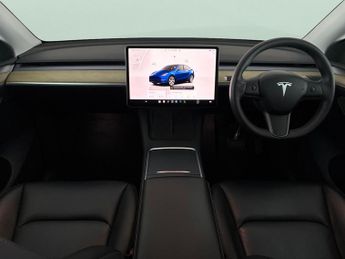 Tesla Model Y SUV RWD (346 ps) - HEATED STEERING - WIFI - BLIND SPOT ASSIST