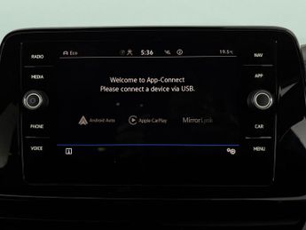 Volkswagen T-Roc 1.5 TSI R-Line DSG (150 ps) - PARK ASSIST - NAV - HEATED SEATS