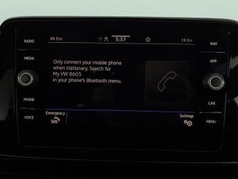 Volkswagen T-Roc 1.5 TSI R-Line DSG (150 ps) - PARK ASSIST - NAV - HEATED SEATS