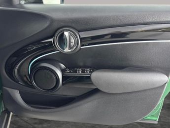 Mini Hatch 2.0 Cooper S Classic Steptronic (178 ps) - CARPLAY - DRIVING ASS