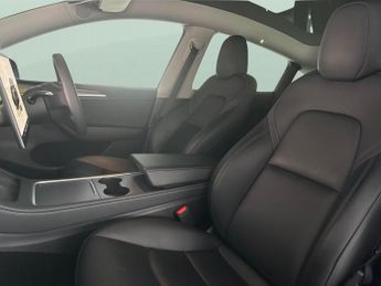 Tesla Model Y (Dual Motor) Long Range 4WDE (384 bhp) - HEATED STEERING