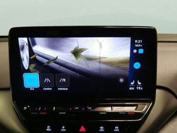 Volkswagen ID.4 Pure 52kWh Life (148 ps) - LED - REVERSE CAM - HEATED SEATS