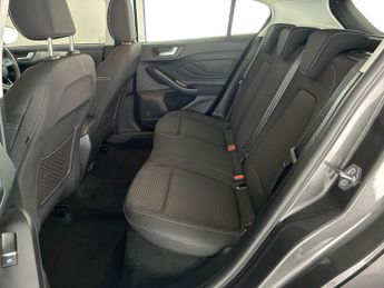 Ford Focus 1.0T EcoBoost MHEV Titanium (155 ps) - BLUETOOTH - CRUISE