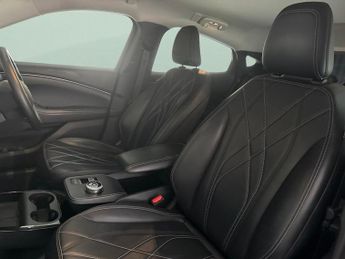 Ford Mustang Mach-e Extended Range 91kWh Automatic (294 ps) - KEYLESS ENTRY - PARK A