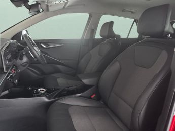 Kia Niro 64.8kWh 3 (201 bhp) - HEATED STEERING - BLIND SPOT ASSIST - LANE