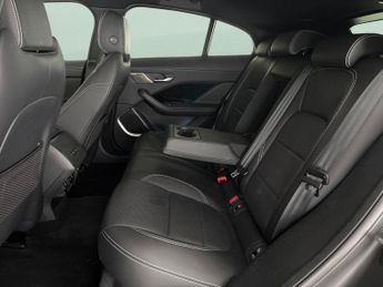Jaguar I-PACE 400 90kWh HSE Black 4WD (400 ps) - KEYLESS ENTRY - HEAT AND COOL