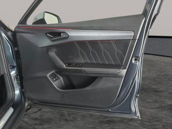 Cupra Formentor 1.4 eHybrid 12.8kWh VZ1 Plug-in DSG (245 ps) - LED - REVERSE CAM