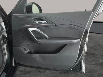BMW iX1 30 66.5kWh M Sport xDrive (11kW Charger) (313 ps) - HEATED SEATS