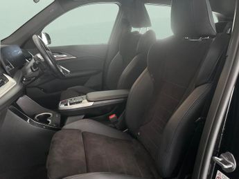 BMW iX1 30 66.5kWh M Sport xDrive (11kW Charger) (313 ps) - HEATED SEATS