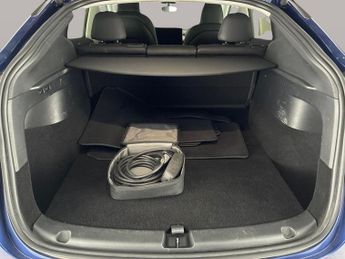 Tesla Model Y SUV RWD (346 ps) - HEATED STEERING - WIFI - BLIND SPOT ASSIST