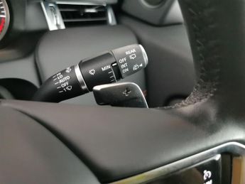 Land Rover Discovery Sport 1.5 P300e 12.2kWh R-Dynamic SE Plug-in 4WD (309 ps) - CARPLAY
