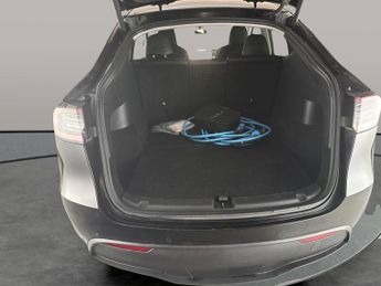 Tesla Model Y (Dual Motor) Long Range 4WDE (384 bhp) - HEATED STEERING