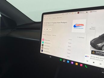 Tesla Model Y (Dual Motor) Long Range 4WDE (384 bhp) - HEATED STEERING