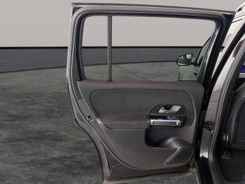 Mercedes-Benz EQB EQB 250+ 70.5kWh AMG Line (Executive) (190 ps) - APPLE CARPLAY -