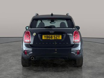 Mini Countryman 1.5 7.6kWh GPF Cooper SE Plug-in ALL4 (224 ps) - ROOF AND MIRROR