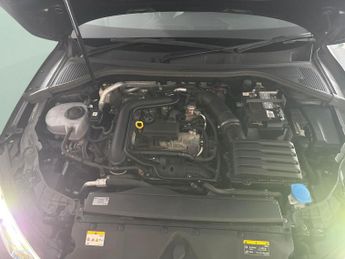 Audi A3 1.0 TFSI 30 S line S Tronic (110 ps) - LANE DEPART WARN