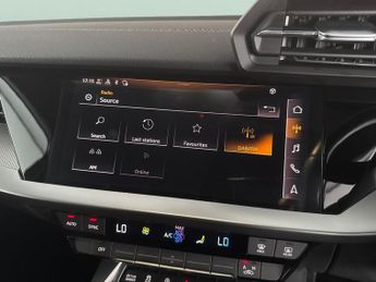Audi A3 1.0 TFSI 30 S line S Tronic (110 ps) - LANE DEPART WARN