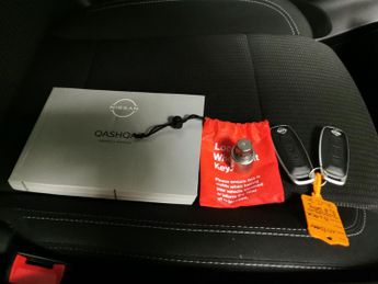 Nissan Qashqai 1.3 DIG-T MHEV Acenta Premium (140 ps) - BLIND SPOT ASSIST