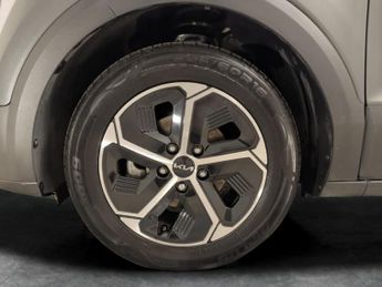 Kia Niro 1.6h GDi 2 DCT (139 bhp) - LED - REVERSE CAM - WIFI