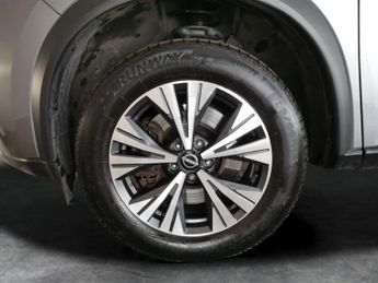 Nissan X-TRAIL 1.5 h e-POWER Acenta Premium (204 ps) - REVERSE CAM