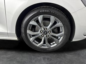 Ford Focus 1.5 EcoBlue ST-Line (115 ps) - PARK ASSIST - LED - NAV